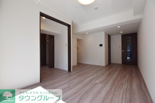 ミリアレジデンス新宿御苑の物件内観写真